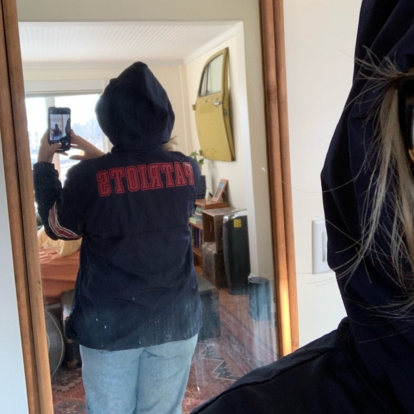 PINK New England Patriots Windbreaker - Picture 7 of 8